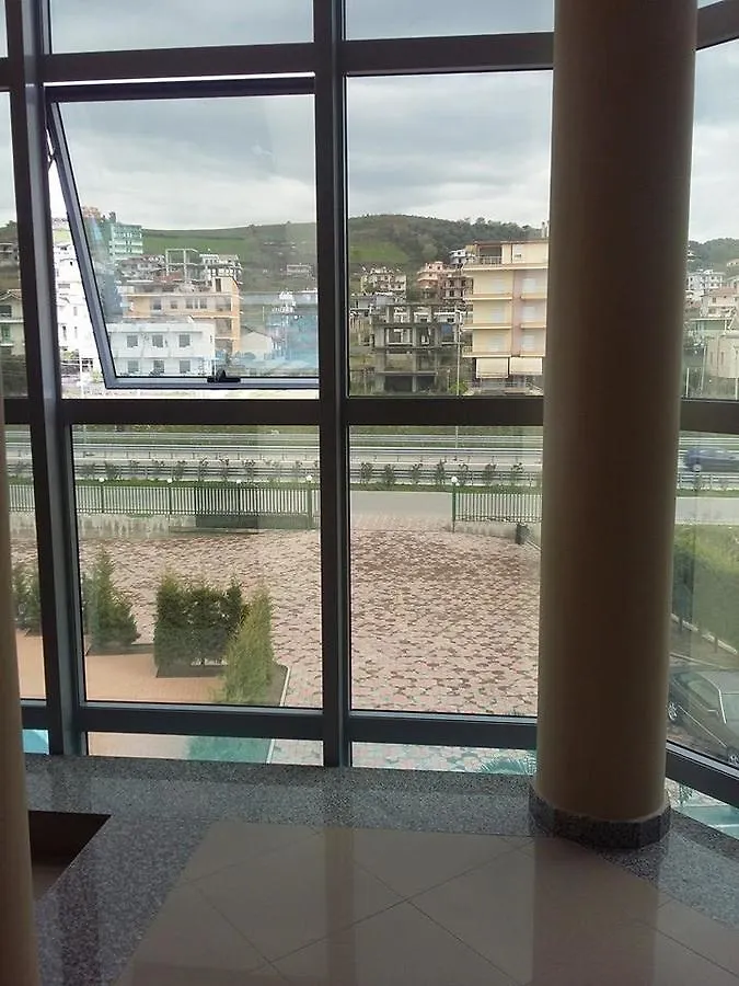 Blue Sky Hotel Golem  Albanien